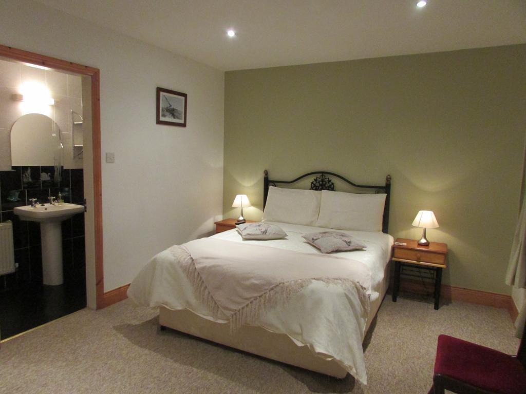 Watersedge Seaviews Hotel Kenmare Bagian luar foto