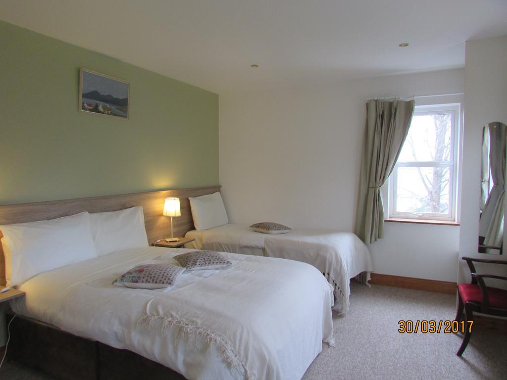 Watersedge Seaviews Hotel Kenmare Bagian luar foto