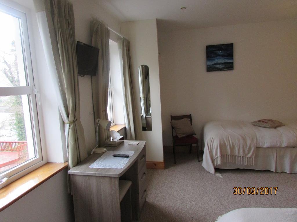 Watersedge Seaviews Hotel Kenmare Bagian luar foto