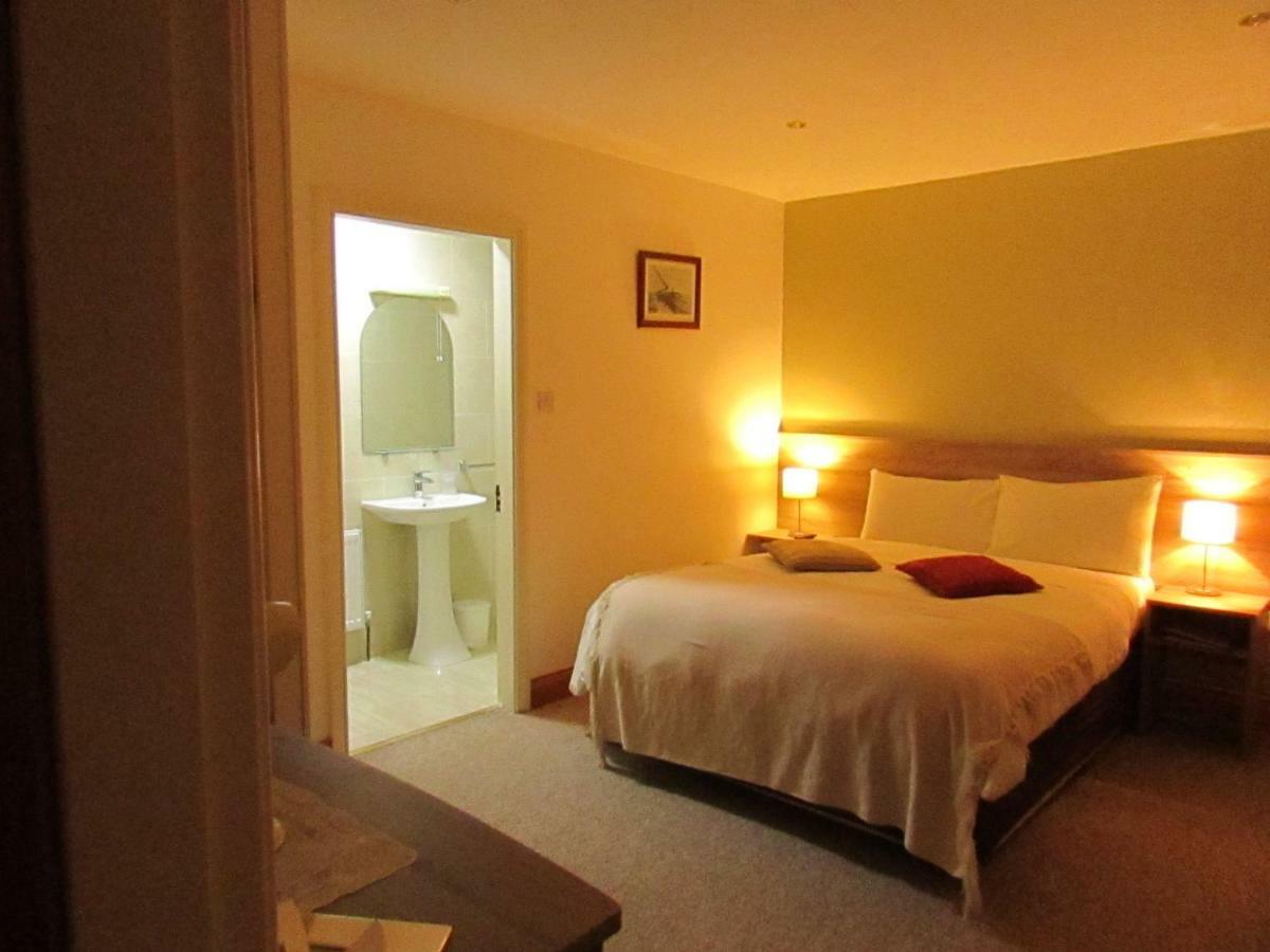 Watersedge Seaviews Hotel Kenmare Bagian luar foto